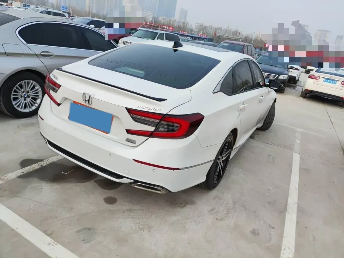 2022 Honda Accord 1.5T 194HP L4 CVT,autocango,china used car exporter,china ev exporter,chinese used car exporter,chinese used ev exporter
