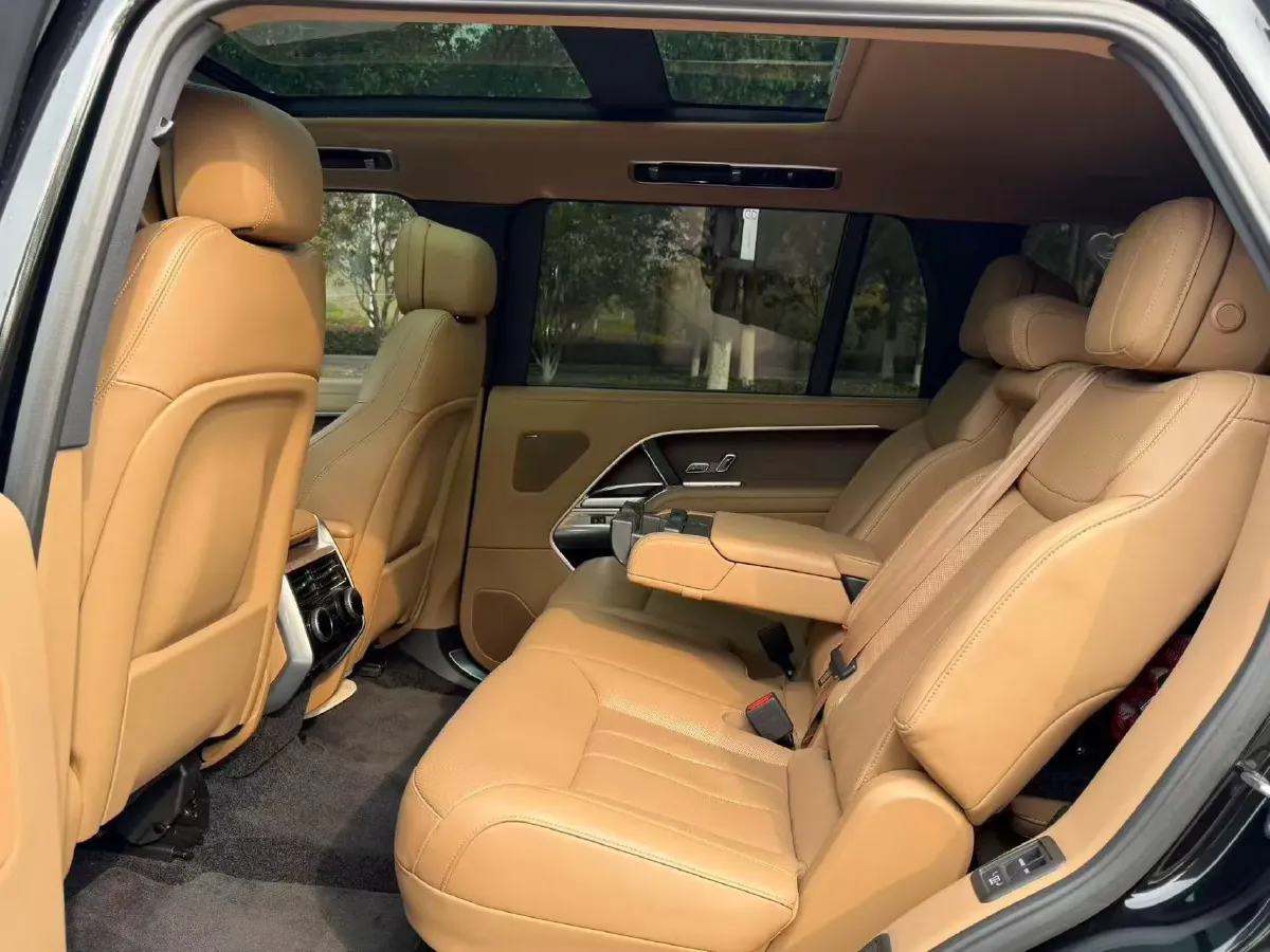 2024 Land Rover Range Rover 3.0T 400HP L6 8AT,autocango,china used car exporter,china ev exporter,chinese used car exporter,chinese used ev exporter