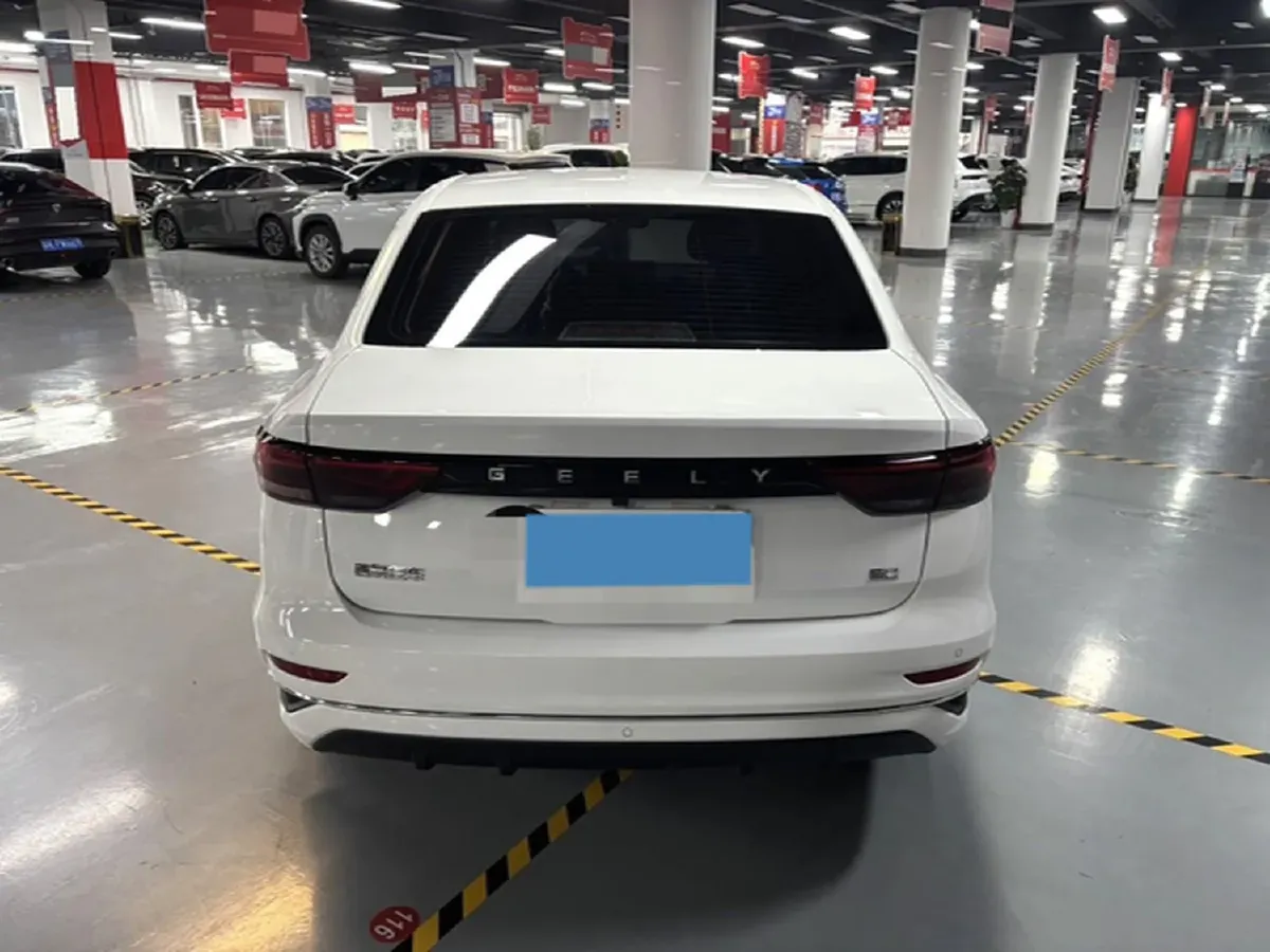 2025 Geely Emgrand 1.5L 127HP L4 CVT,autocango,china used car exporter,china ev exporter,chinese used car exporter,chinese used ev exporter