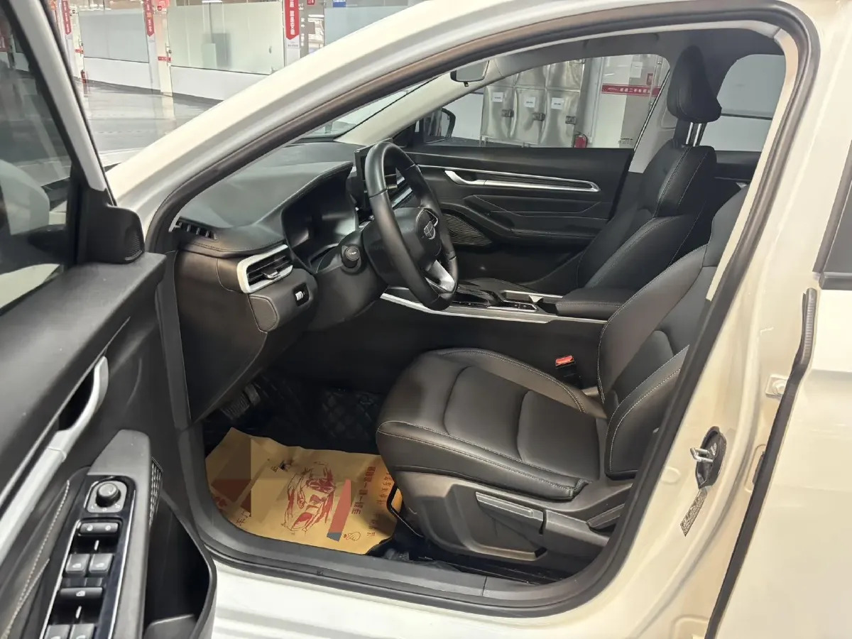 2025 Geely Emgrand 1.5L 127HP L4 CVT,autocango,china used car exporter,china ev exporter,chinese used car exporter,chinese used ev exporter