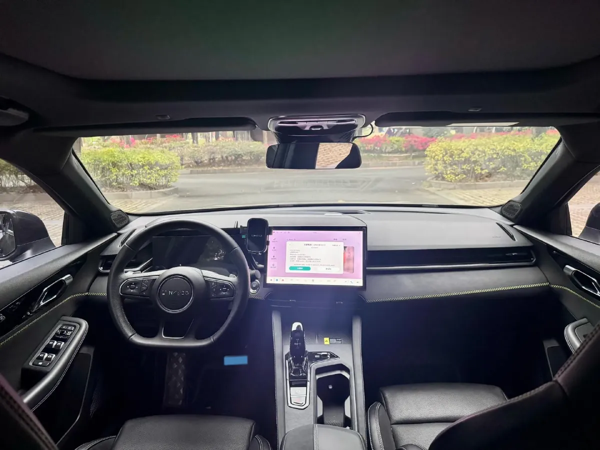 2023 LYNK&CO 03 2.0T 254HP L4 7DCT,autocango,china used car exporter,china ev exporter,chinese used car exporter,chinese used ev exporter