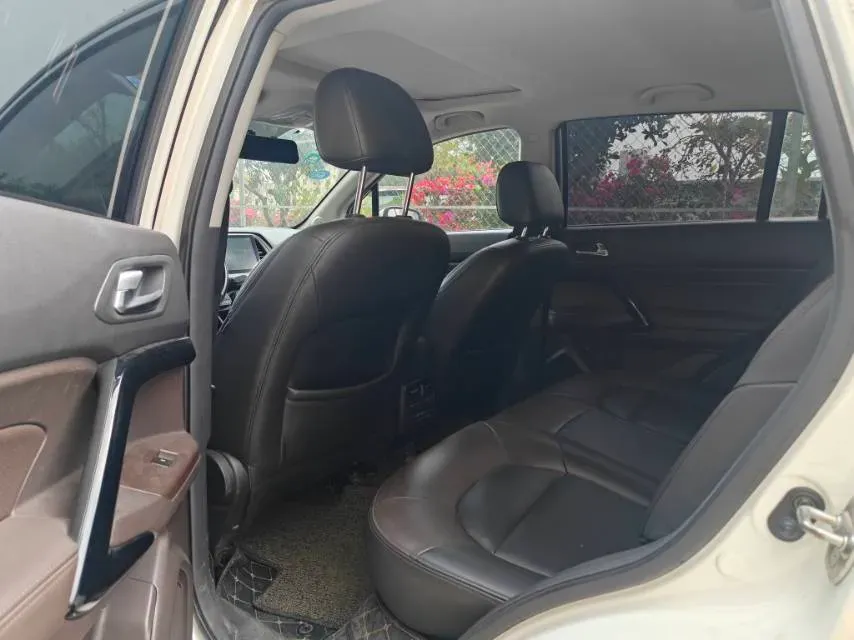 2017 GAC Trumpchi GS4 1.5T 152HP L4 6AT,autocango,china used car exporter,china ev exporter,chinese used car exporter,chinese used ev exporter