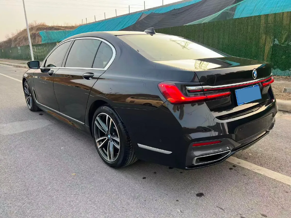 2019 BMW 7 Series 2.0T 265HP L4 8AT,autocango,china used car exporter,china ev exporter,chinese used car exporter,chinese used ev exporter