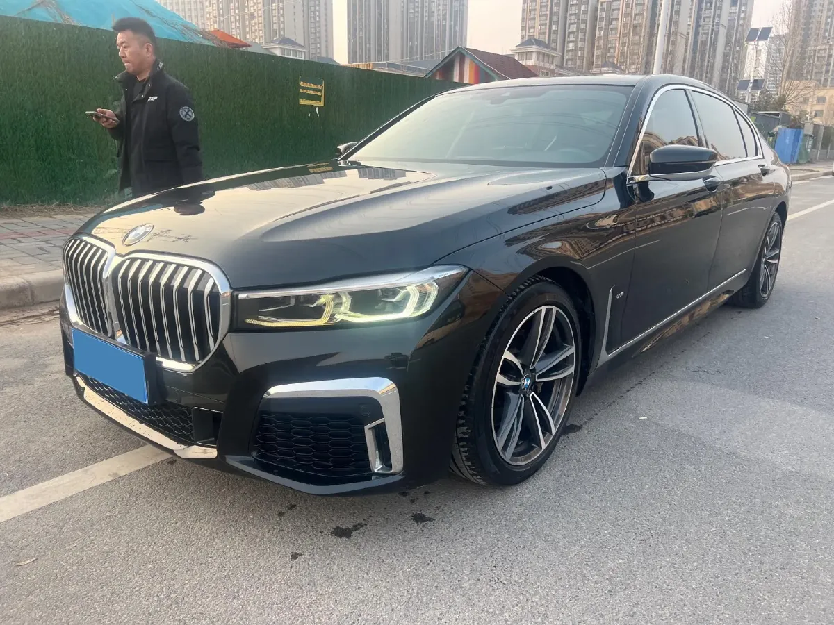 2019 BMW 7 Series 2.0T 265HP L4 8AT,autocango,china used car exporter,china ev exporter,chinese used car exporter,chinese used ev exporter