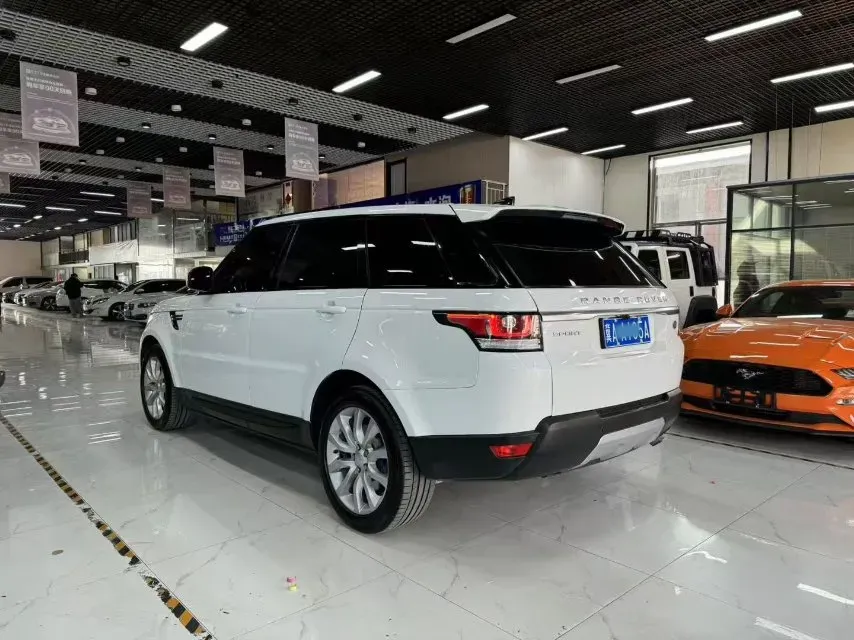 2014 Land Rover Range Rover Evoque 2.0T 241HP L4 9AT,autocango,china used car exporter,china ev exporter,chinese used car exporter,chinese used ev exporter