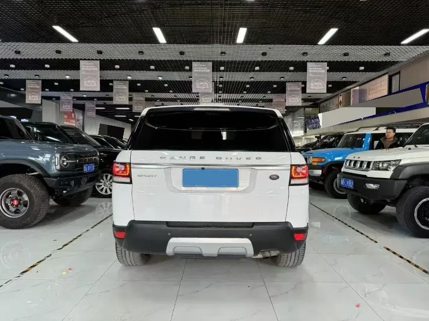 2014 Land Rover Range Rover Evoque 2.0T 241HP L4 9AT,autocango,china used car exporter,china ev exporter,chinese used car exporter,chinese used ev exporter