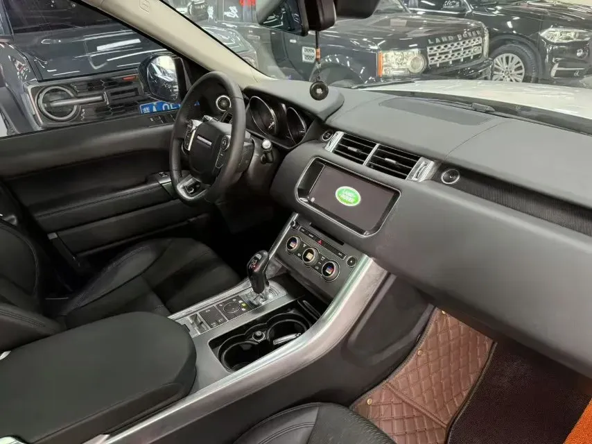 2014 Land Rover Range Rover Evoque 2.0T 241HP L4 9AT,autocango,china used car exporter,china ev exporter,chinese used car exporter,chinese used ev exporter