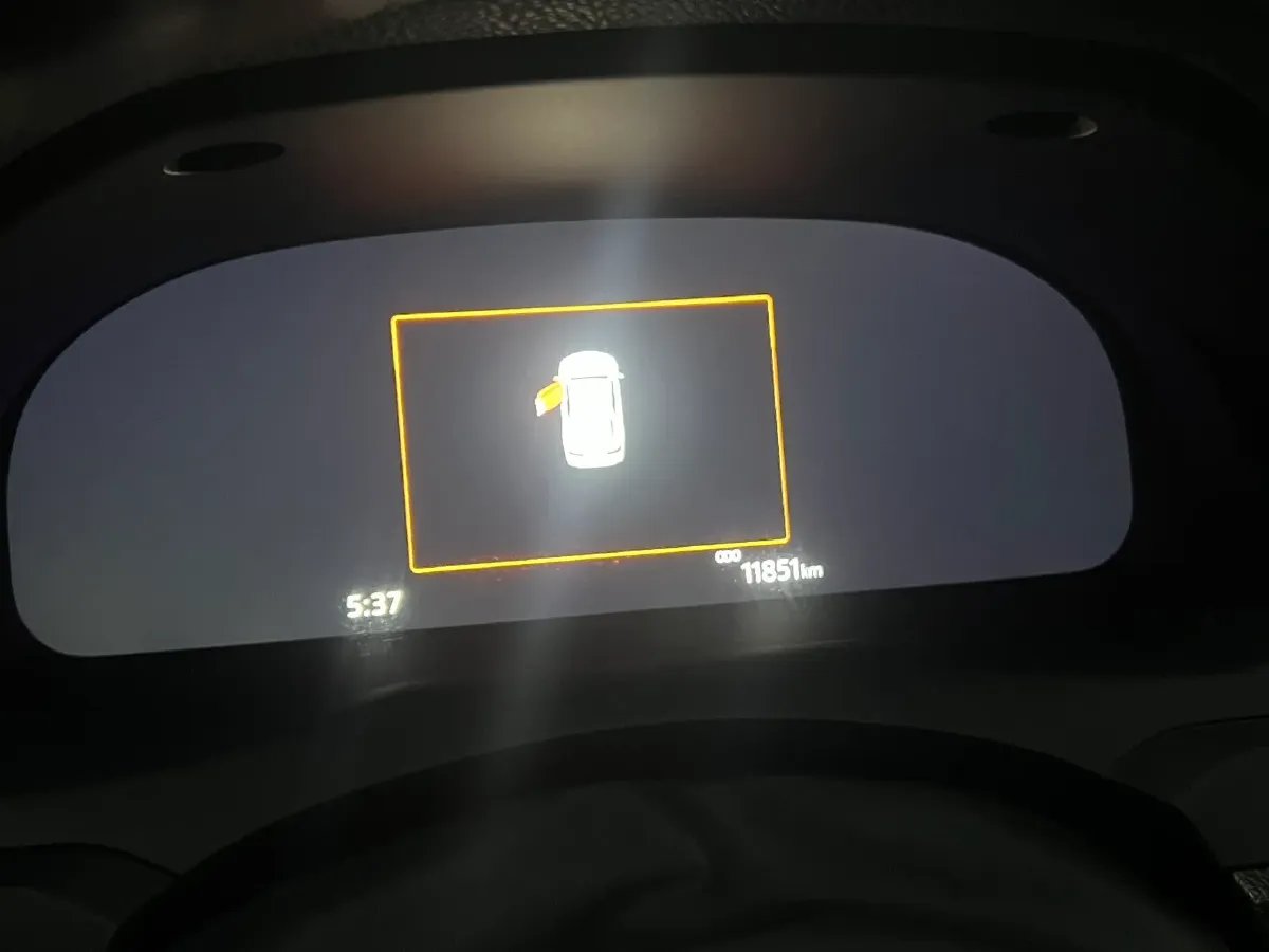 2023 Toyota Camry 2.5L 178HP L4 E-CVT Hybrid,autocango,china used car exporter,china ev exporter,chinese used car exporter,chinese used ev exporter