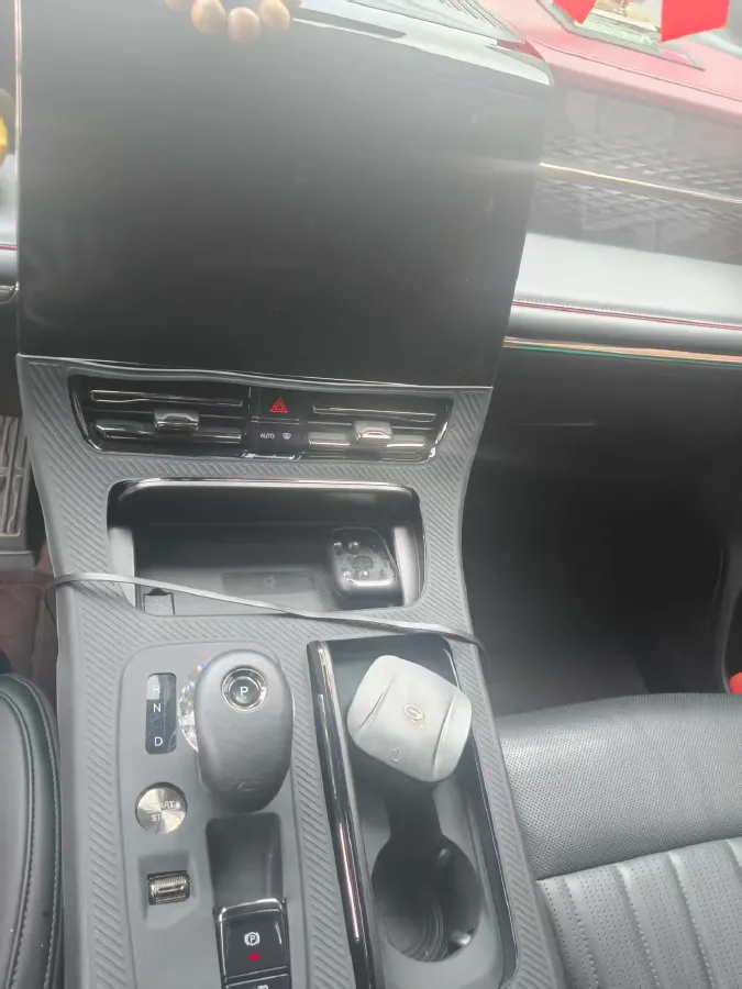 2023 GAC Trumpchi M8 2.0T 252HP L4 8AT,autocango,china used car exporter,china ev exporter,chinese used car exporter,chinese used ev exporter