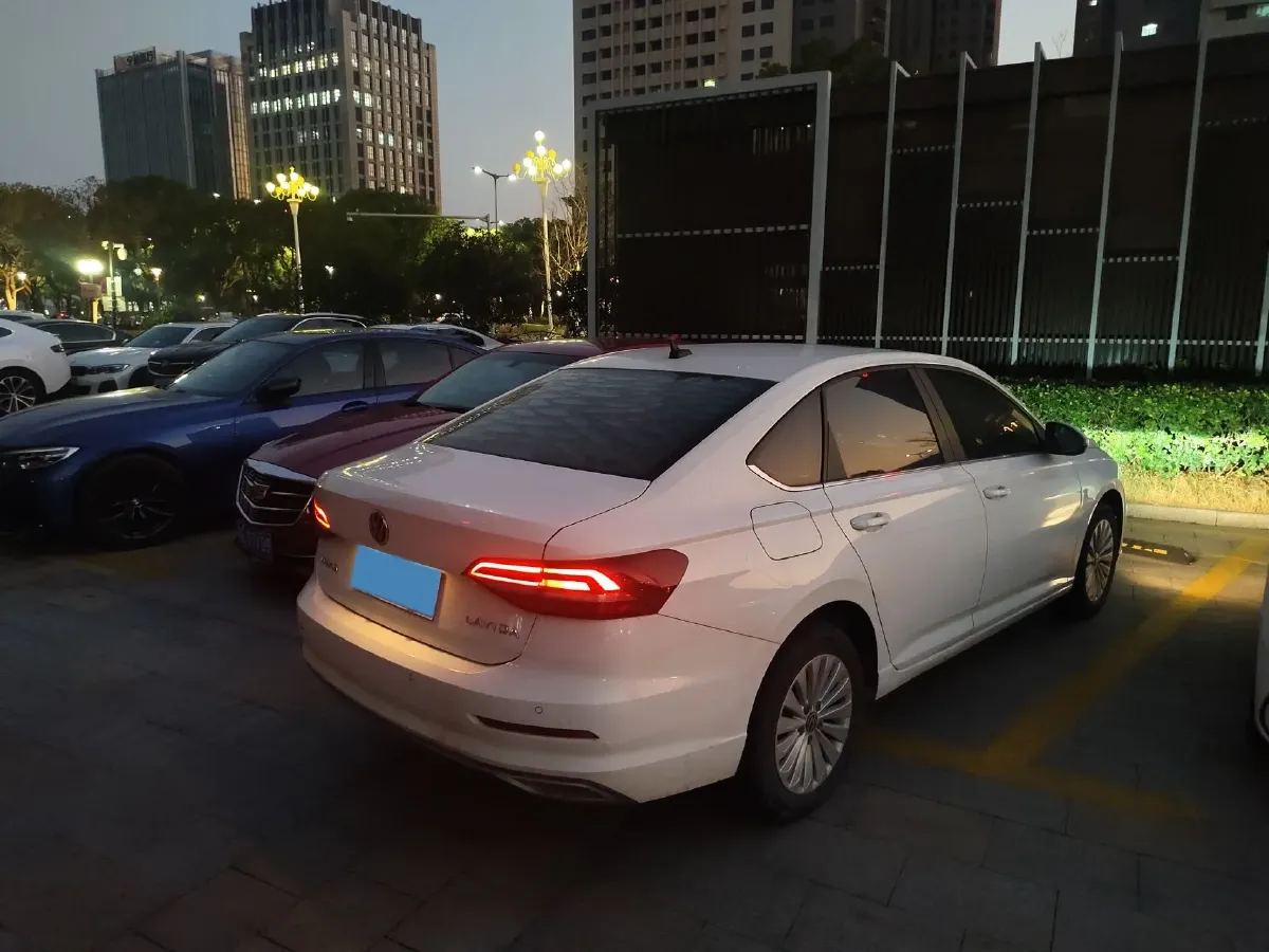 2021 Volkswagen Lavida 1.5L 113HP L4 6AT,autocango,china used car exporter,china ev exporter,chinese used car exporter,chinese used ev exporter