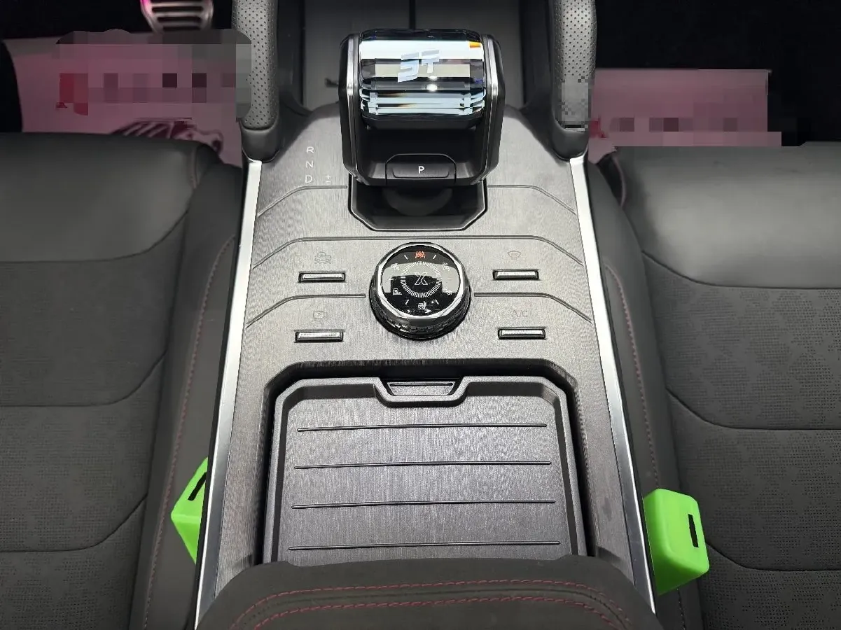 2023 Jetour Traveller 2.0T 254HP L4 7DCT,autocango,china used car exporter,china ev exporter,chinese used car exporter,chinese used ev exporter