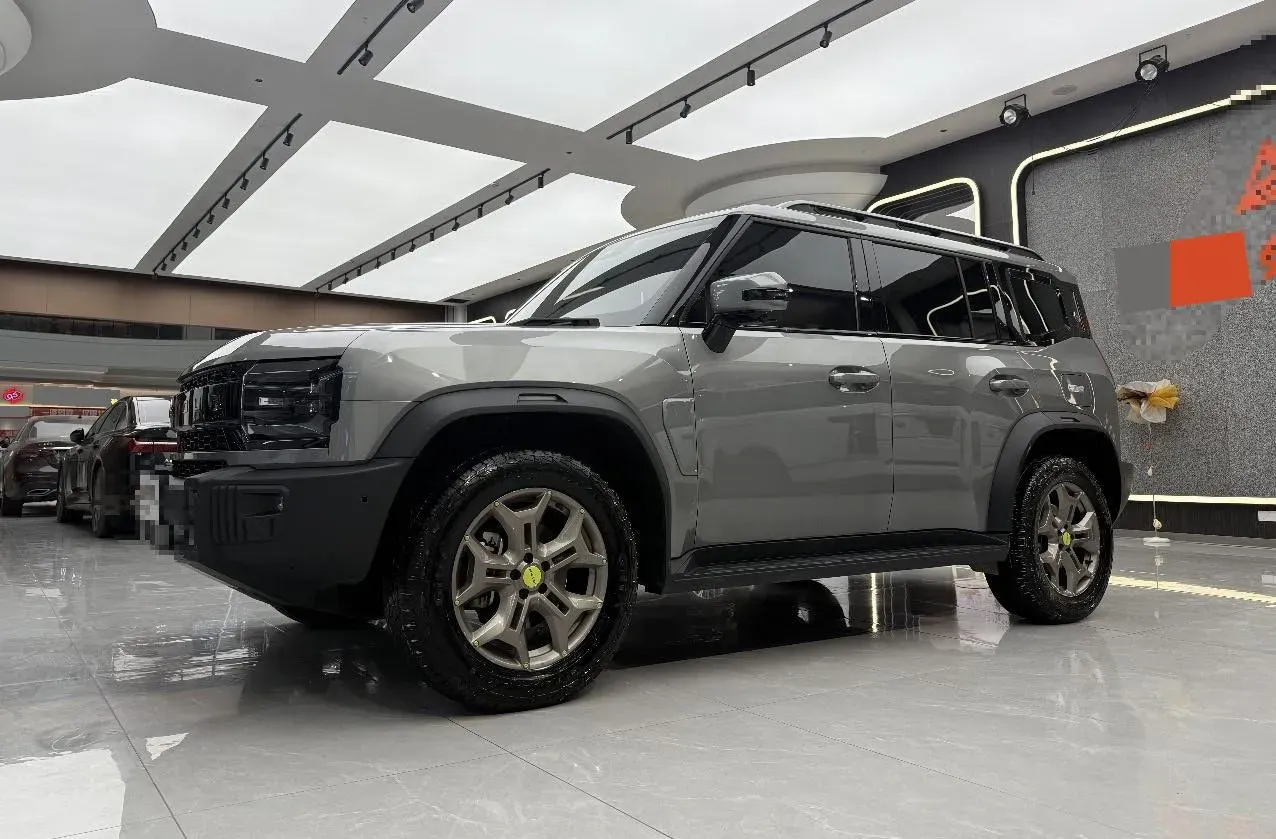 2023 Jetour Traveller 2.0T 254HP L4 7DCT,autocango,china used car exporter,china ev exporter,chinese used car exporter,chinese used ev exporter