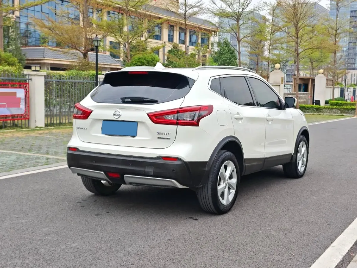 2021 Nissan Qashqai 2.0L 151HP L4 CVT,autocango,china used car exporter,china ev exporter,chinese used car exporter,chinese used ev exporter