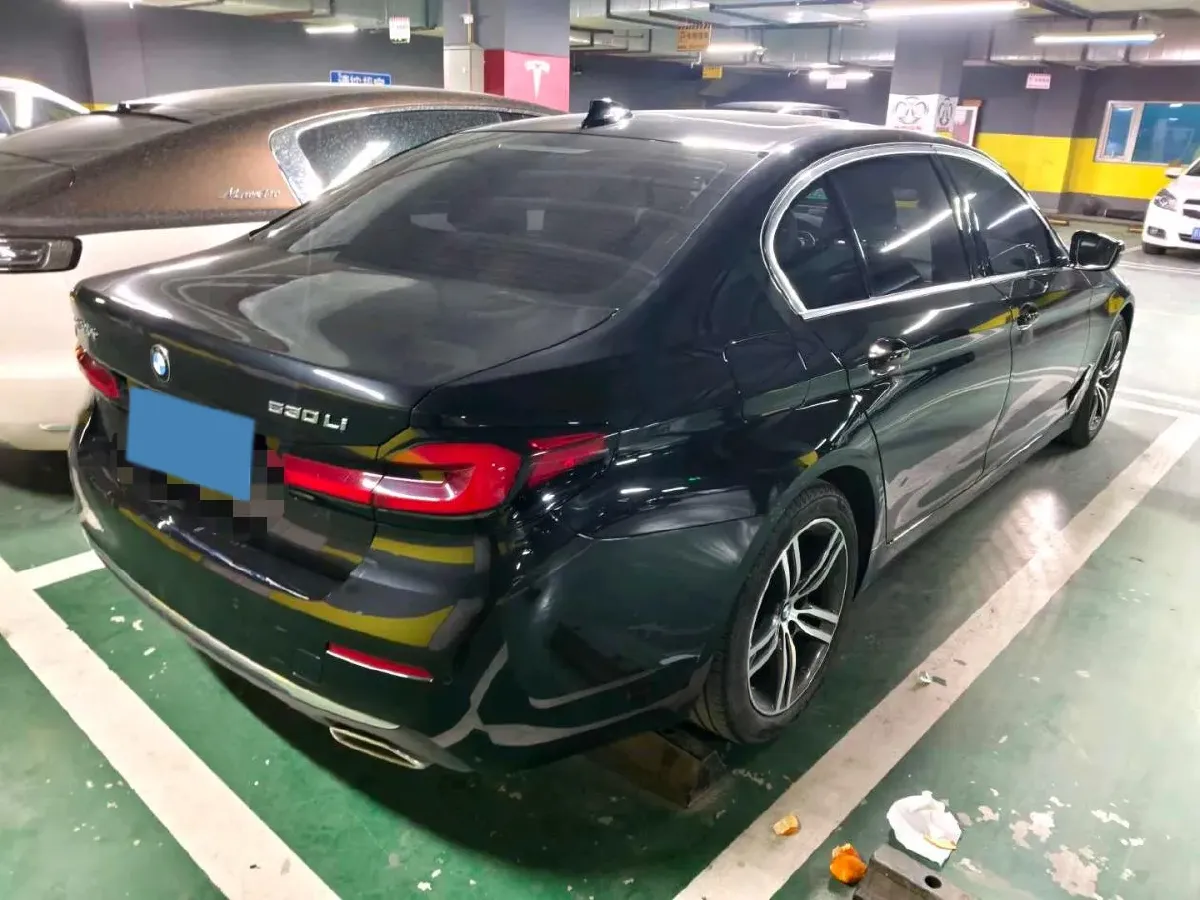 2021 BMW 5 Series 2.0T 252HP L4 8AT,autocango,china used car exporter,china ev exporter,chinese used car exporter,chinese used ev exporter