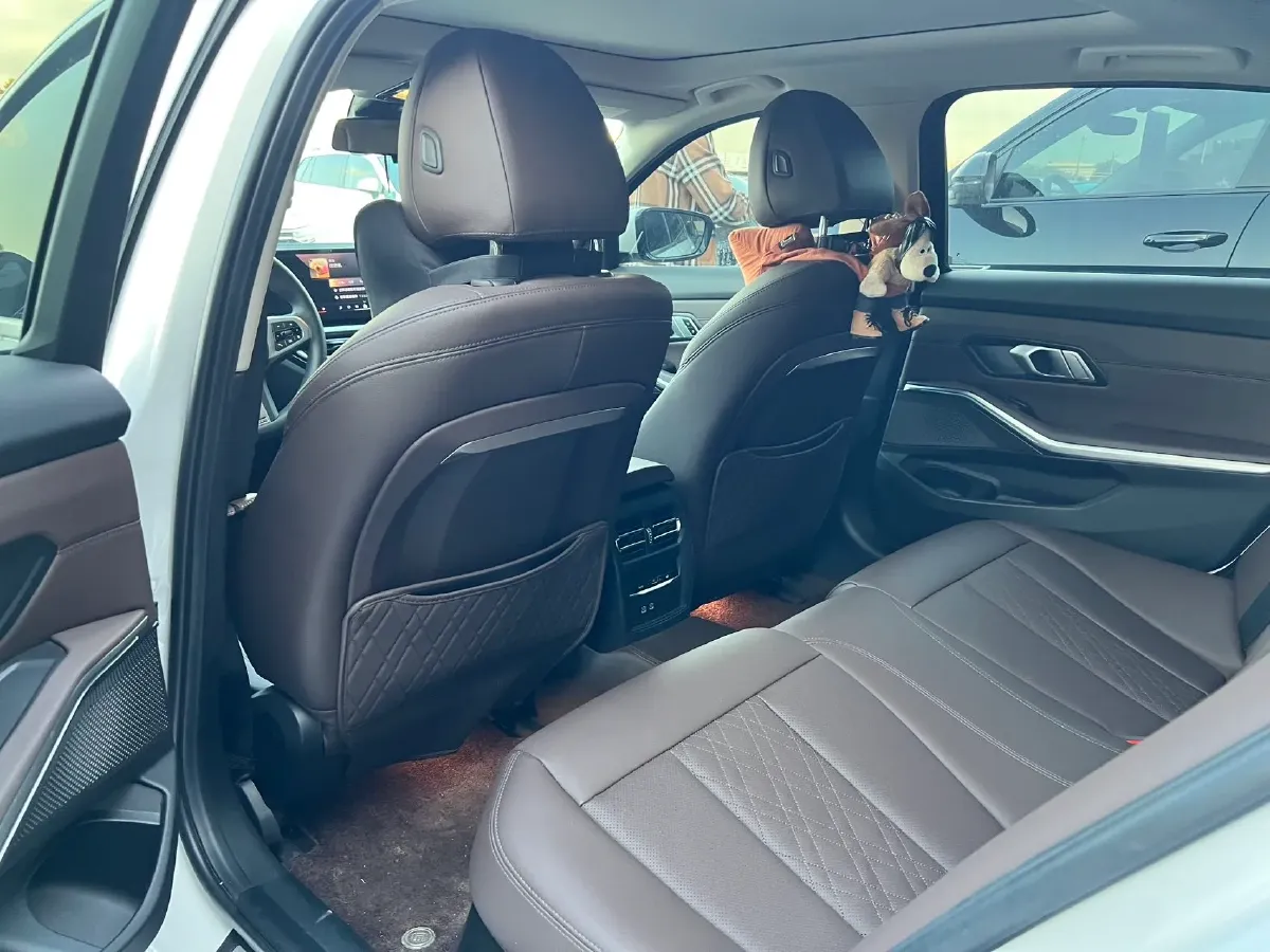 2024 BMW i3 BEV 70KWH,autocango,china used car exporter,china ev exporter,chinese used car exporter,chinese used ev exporter