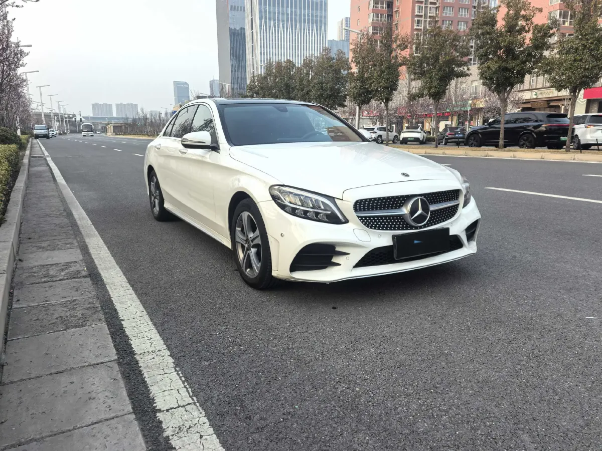 2021 Mercedes-Benz C Class 1.5T 184HP L4 9AT,autocango,china used car exporter,china ev exporter,chinese used car exporter,chinese used ev exporter