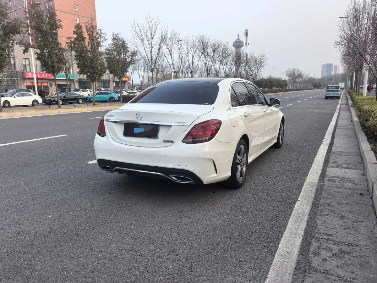 2021 Mercedes-Benz C Class 1.5T 184HP L4 9AT,autocango,china used car exporter,china ev exporter,chinese used car exporter,chinese used ev exporter