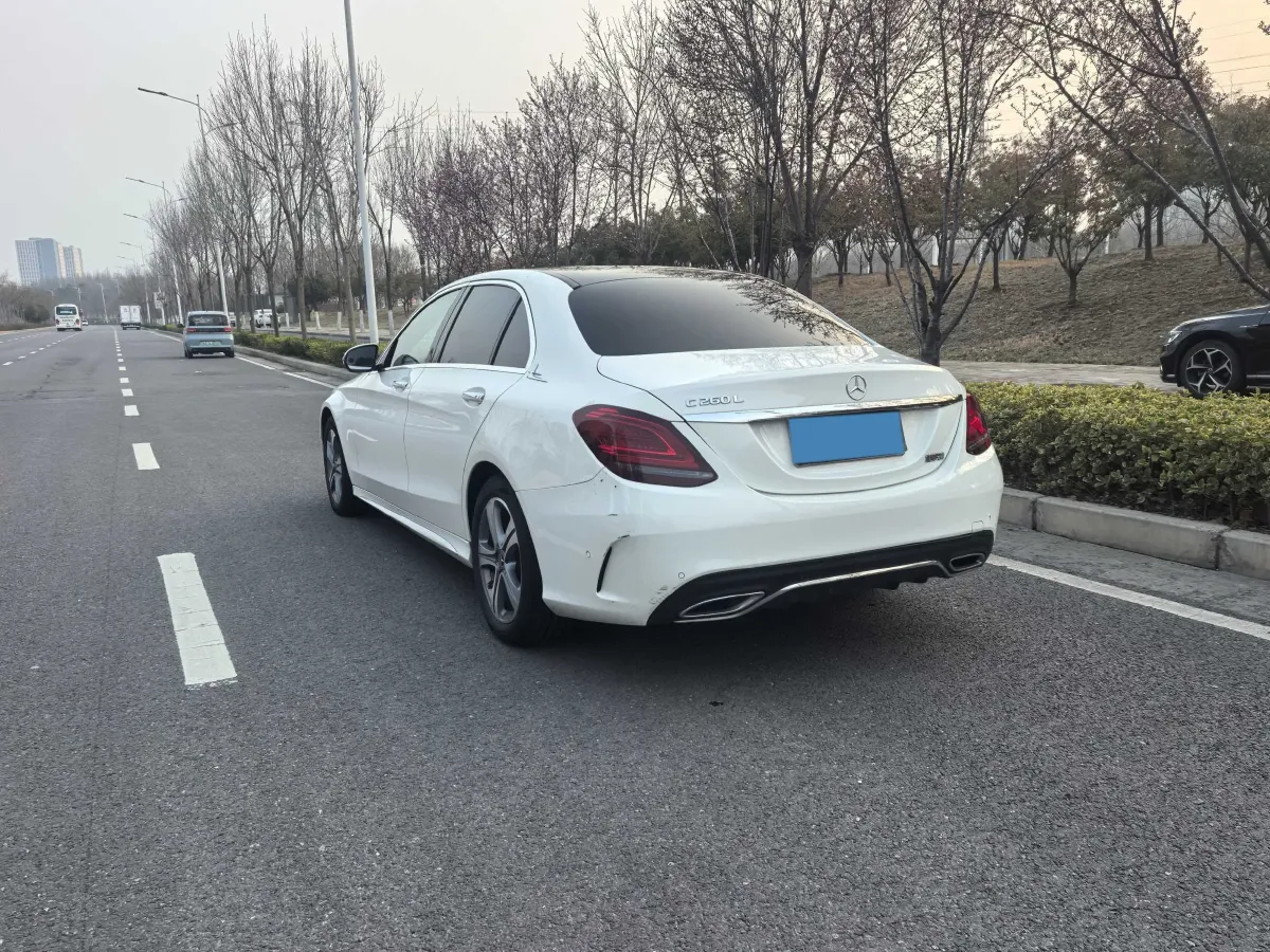 2021 Mercedes-Benz C Class 1.5T 184HP L4 9AT,autocango,china used car exporter,china ev exporter,chinese used car exporter,chinese used ev exporter