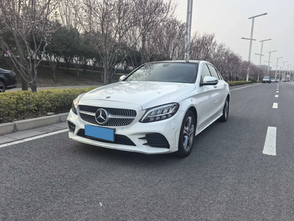 2021 Mercedes-Benz C Class 1.5T 184HP L4 9AT,autocango,china used car exporter,china ev exporter,chinese used car exporter,chinese used ev exporter