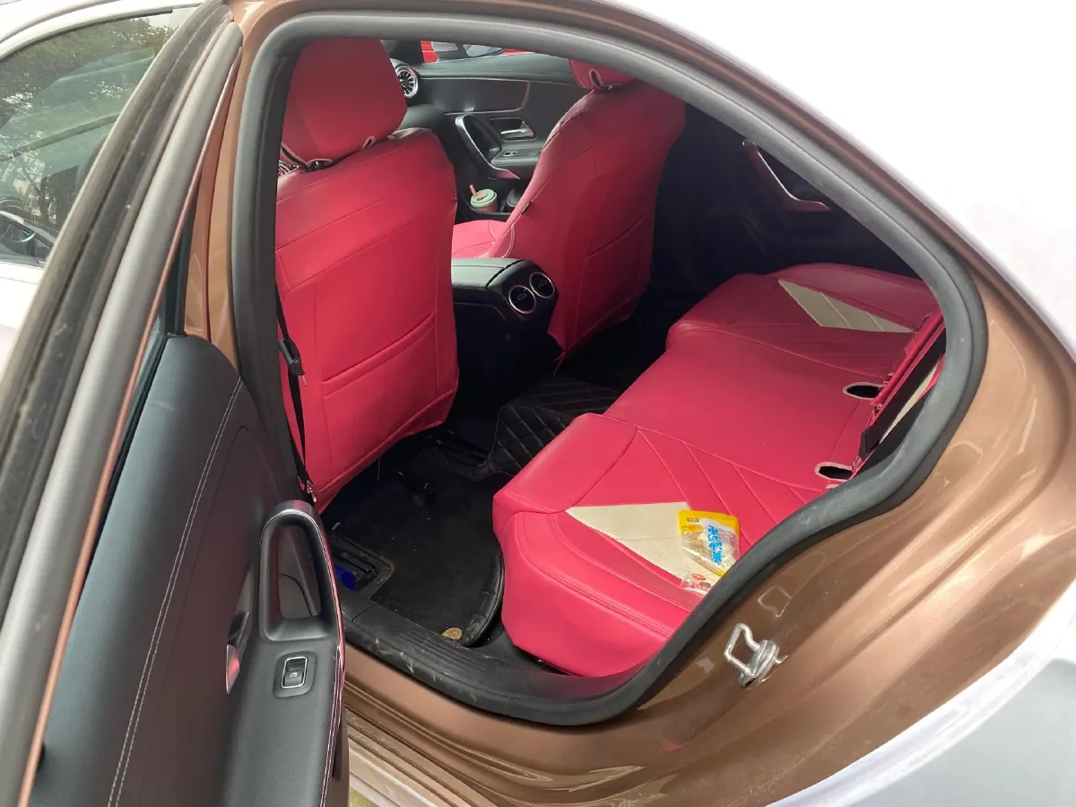 2023 Mercedes-Benz A Class 1.3T 163HP L4 7DCT,autocango,china used car exporter,china ev exporter,chinese used car exporter,chinese used ev exporter