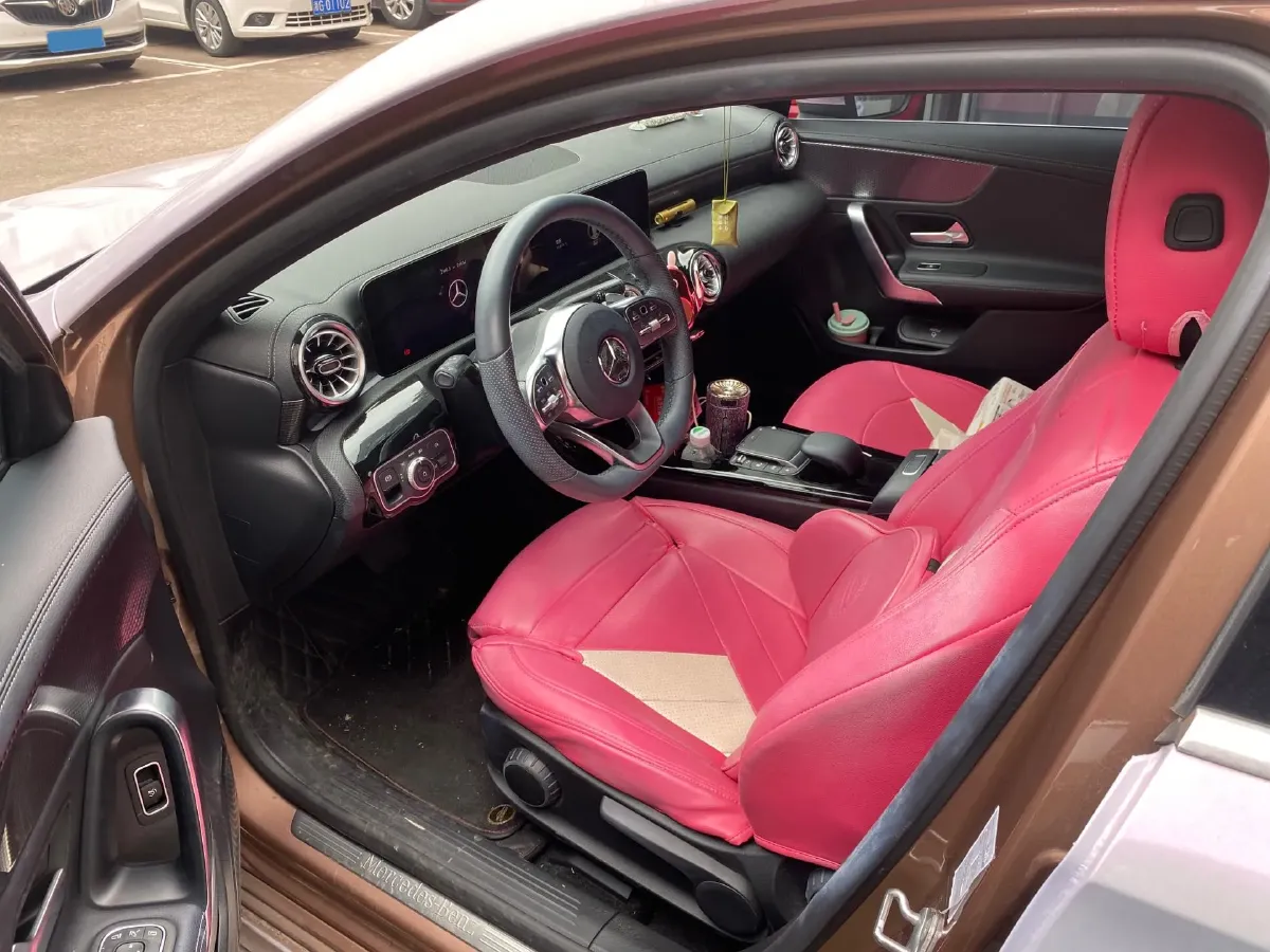 2023 Mercedes-Benz A Class 1.3T 163HP L4 7DCT,autocango,china used car exporter,china ev exporter,chinese used car exporter,chinese used ev exporter