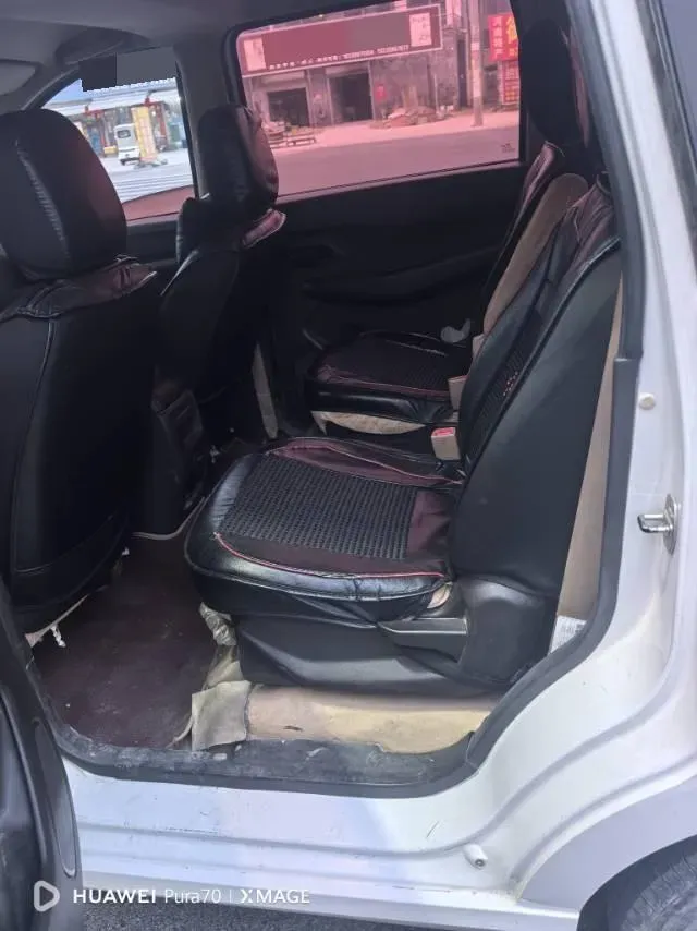 2019 WuLing HongGuang 1.5L 99HP L4 6MT,autocango,china used car exporter,china ev exporter,chinese used car exporter,chinese used ev exporter