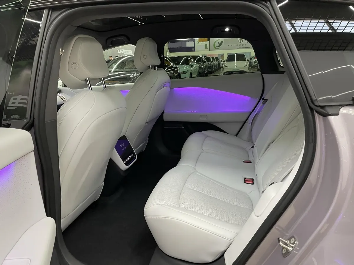 2024 Xpeng P7+ BEV 60.7KWH,autocango,china used car exporter,china ev exporter,chinese used car exporter,chinese used ev exporter