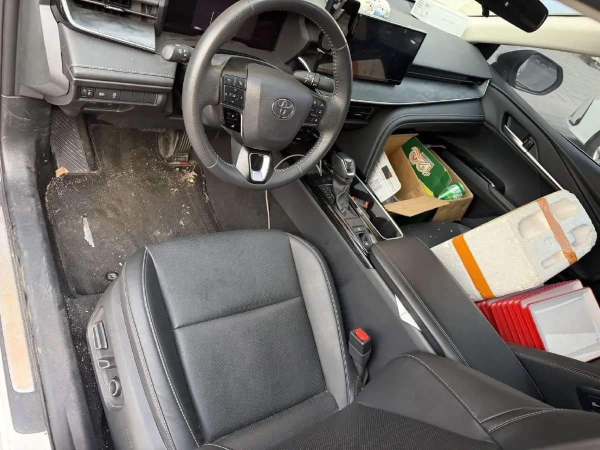 2024 Toyota Camry 2.0L 152HP L4 E-CVT Hybrid,autocango,china used car exporter,china ev exporter,chinese used car exporter,chinese used ev exporter