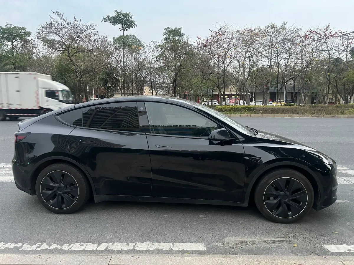 2021 MINI COUNTRYMAN 1.5T 136HP L3 8AT,autocango,china used car exporter,china ev exporter,chinese used car exporter,chinese used ev exporter