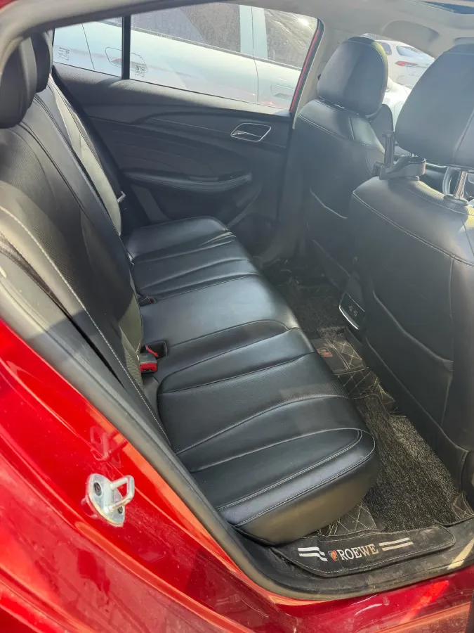 2019 Roewe i5 1.5L 120HP L4 5MT,autocango,china used car exporter,china ev exporter,chinese used car exporter,chinese used ev exporter