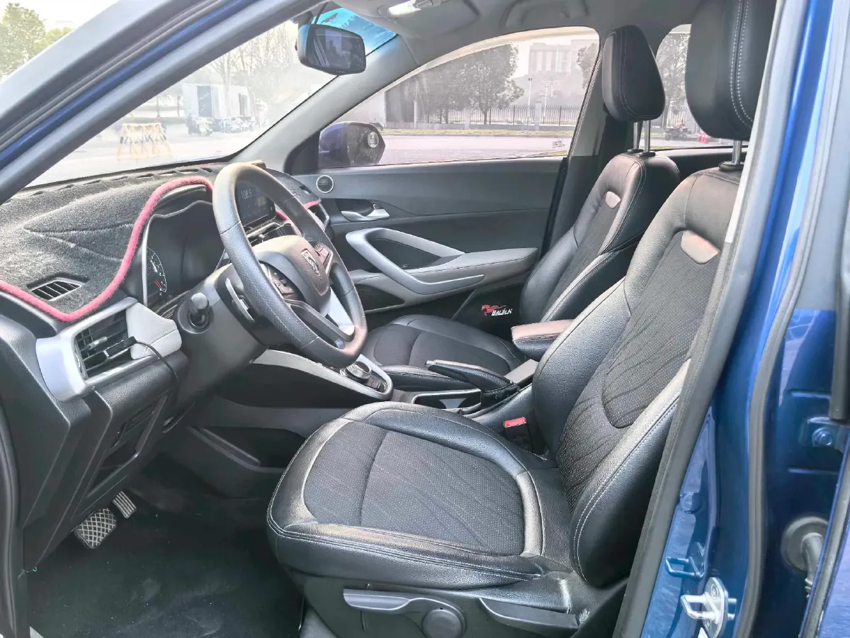 2017 BaoJun 510 1.5L 112HP L4 5AMT,autocango,china used car exporter,china ev exporter,chinese used car exporter,chinese used ev exporter