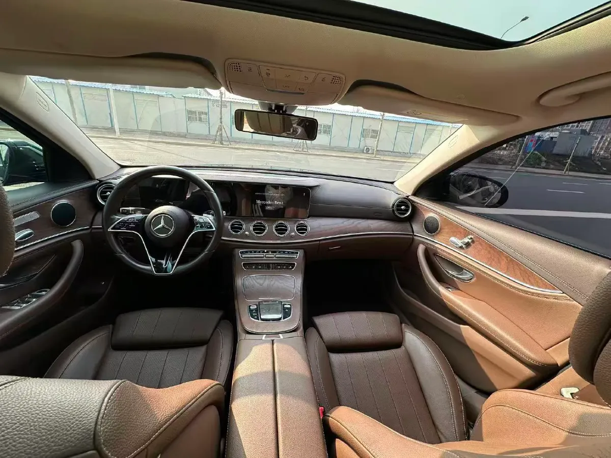 2021 Mercedes-Benz E Class 2.0T 197HP L4 9AT,autocango,china used car exporter,china ev exporter,chinese used car exporter,chinese used ev exporter
