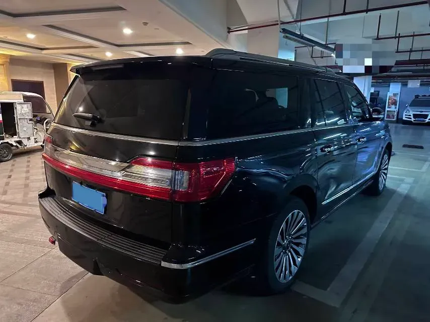 2019 Lincoln Navigator 3.5T 388HP V6 10AT,autocango,china used car exporter,china ev exporter,chinese used car exporter,chinese used ev exporter