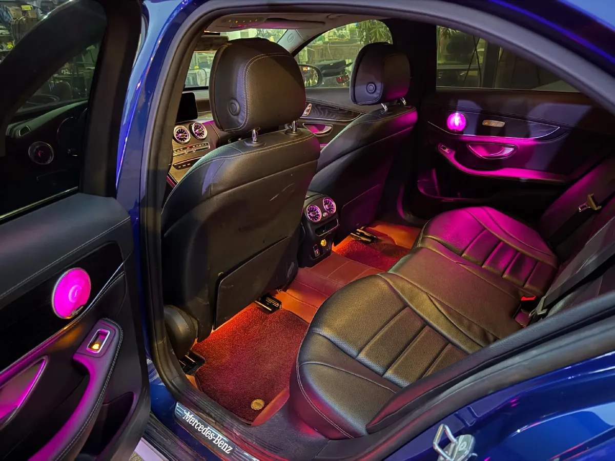 2020 Mercedes-Benz C Class 1.5T 184HP L4 9AT,autocango,china used car exporter,china ev exporter,chinese used car exporter,chinese used ev exporter