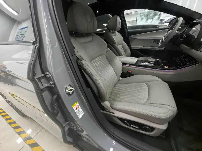 2025 BYD Han BEV 79.6KWH,autocango,china used car exporter,china ev exporter,chinese used car exporter,chinese used ev exporter