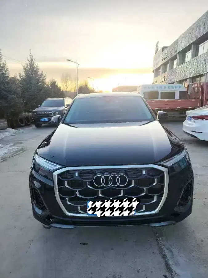 2025 Audi Q7 3.0T 340HP V6 8AT,autocango,china used car exporter,china ev exporter,chinese used car exporter,chinese used ev exporter