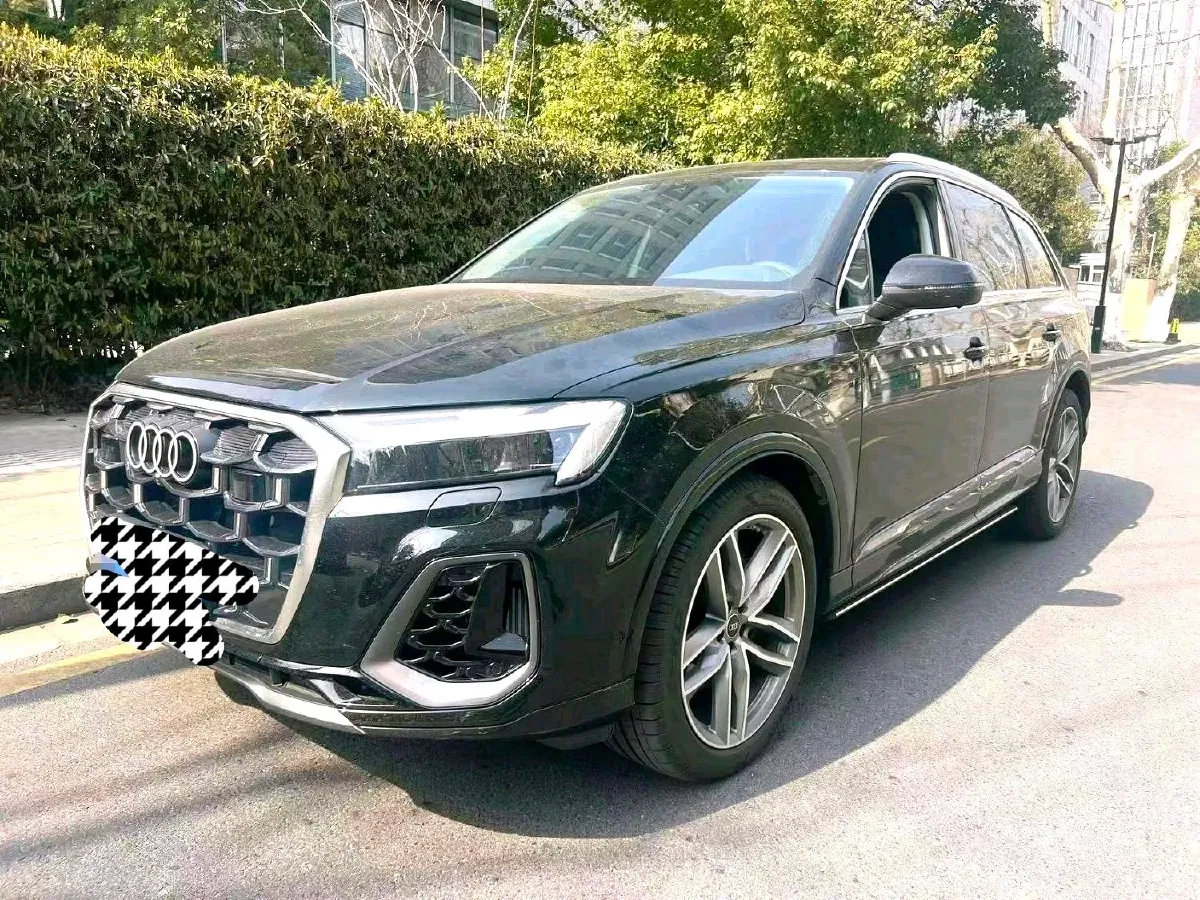 2025 Audi Q7 3.0T 340HP V6 8AT,autocango,china used car exporter,china ev exporter,chinese used car exporter,chinese used ev exporter