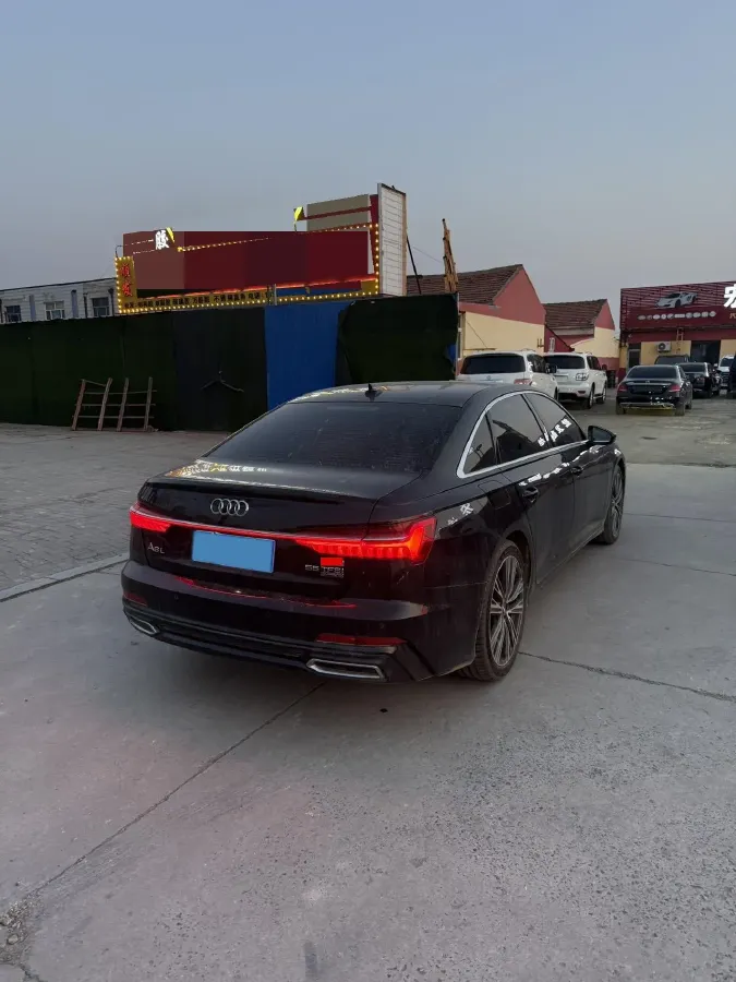 2019 Mercedes-Benz GLC Class 2.0T 245HP L4 9AT,autocango,china used car exporter,china ev exporter,chinese used car exporter,chinese used ev exporter