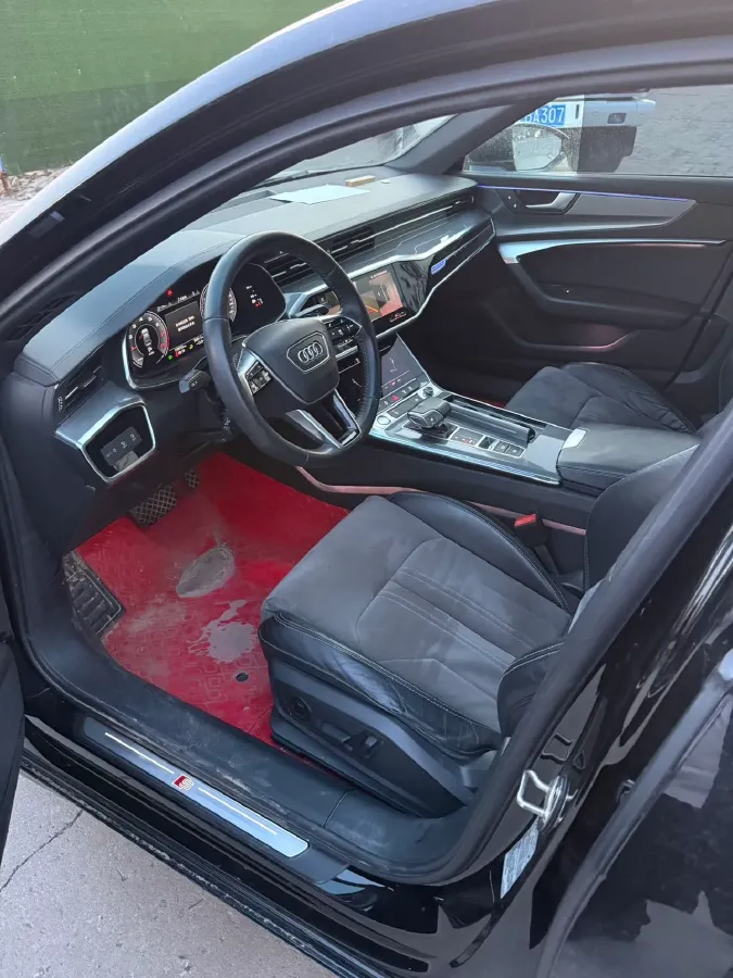 2019 Mercedes-Benz GLC Class 2.0T 245HP L4 9AT,autocango,china used car exporter,china ev exporter,chinese used car exporter,chinese used ev exporter