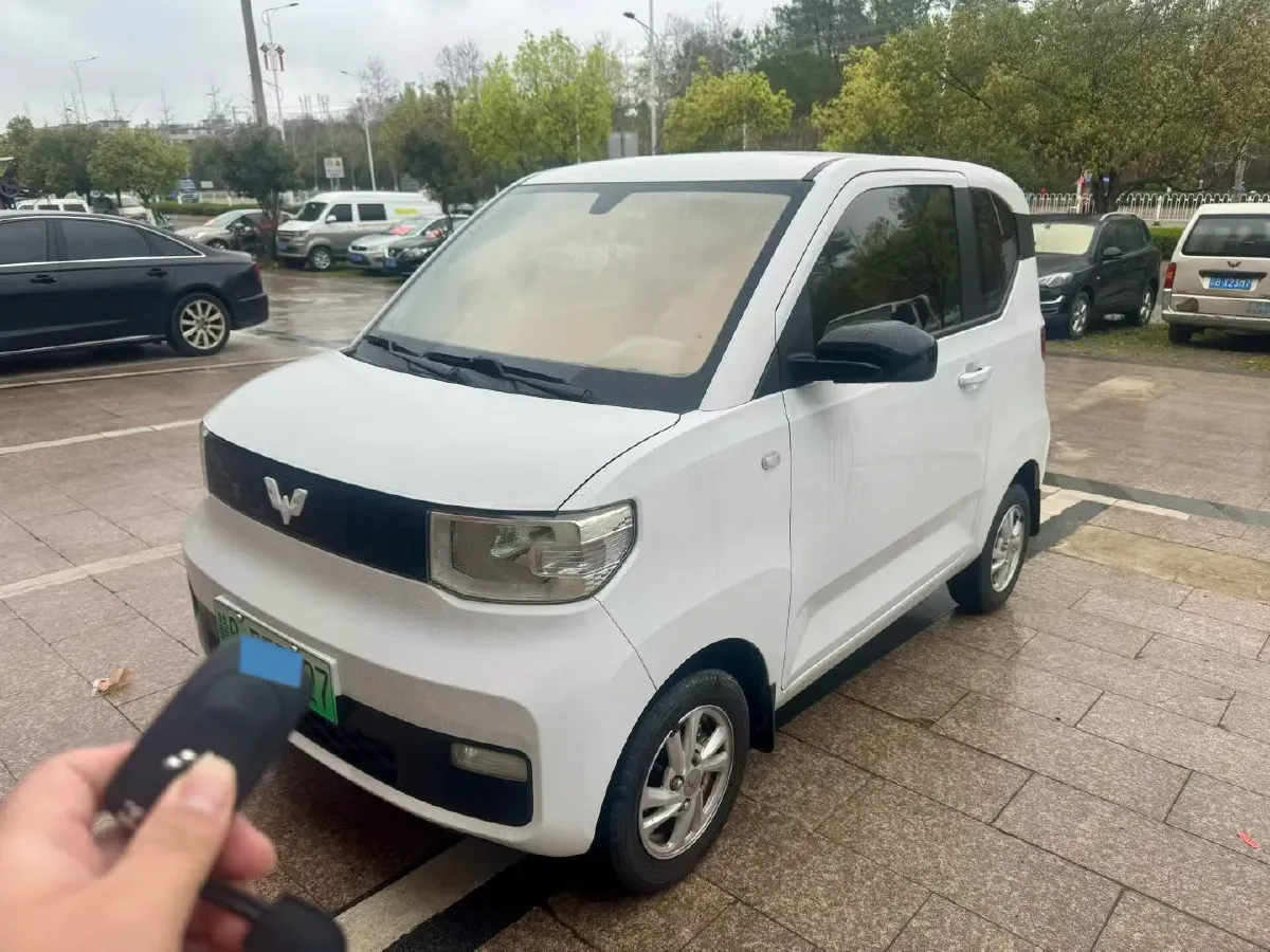 2020 BaoJun E100 BEV 28KWH,autocango,china used car exporter,china ev exporter,chinese used car exporter,chinese used ev exporter
