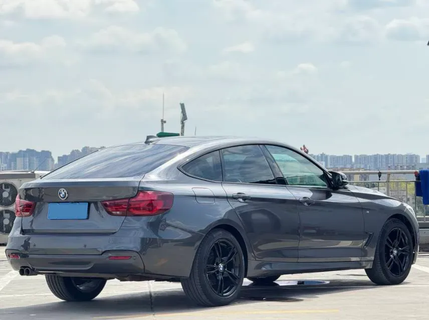 2019 BMW 3 Series GT 2.0T 184HP L4 8AT,autocango,china used car exporter,china ev exporter,chinese used car exporter,chinese used ev exporter