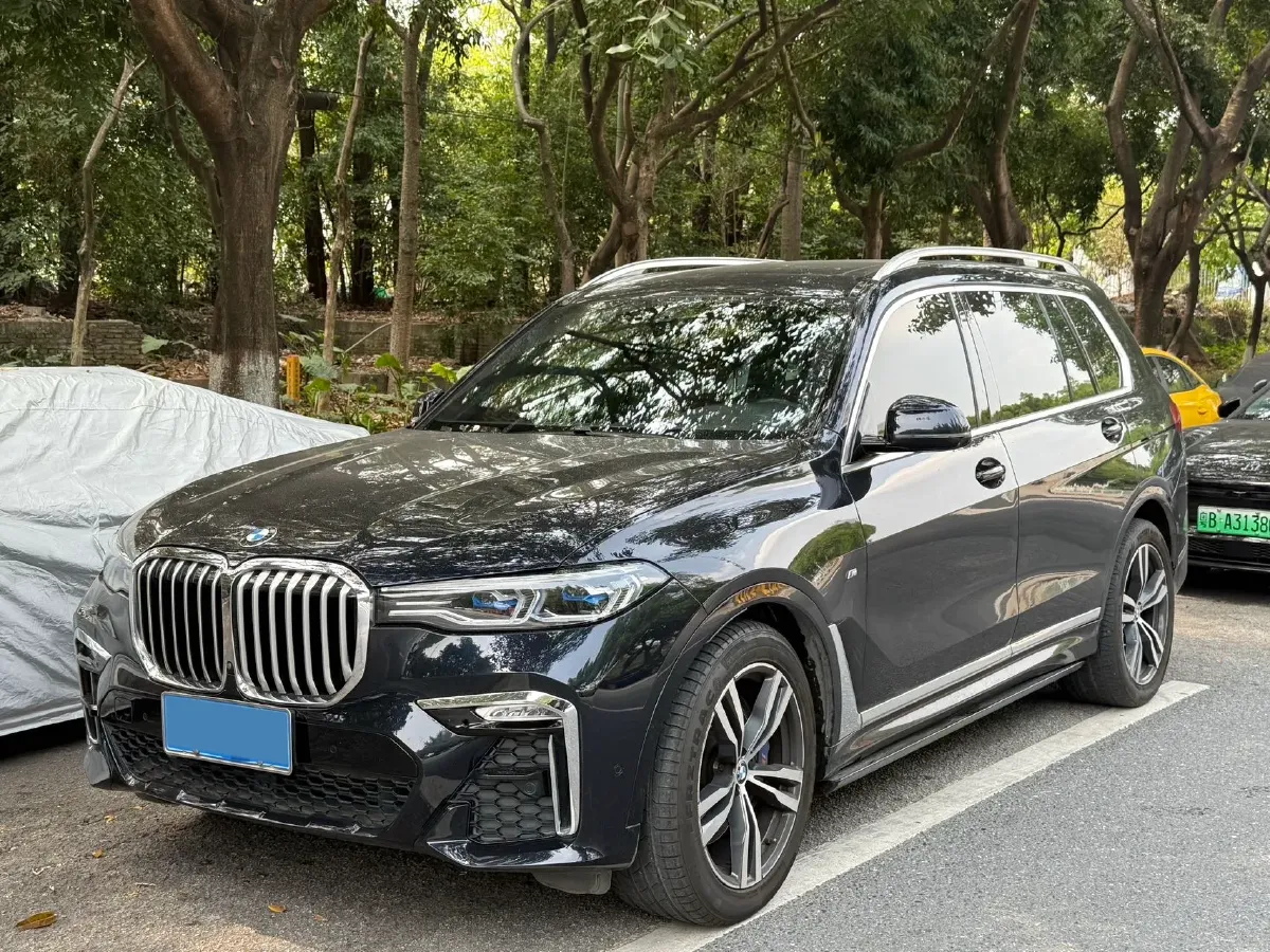 2021 BMW X7 3.0T 340HP L6 8AT,autocango,china used car exporter,china ev exporter,chinese used car exporter,chinese used ev exporter