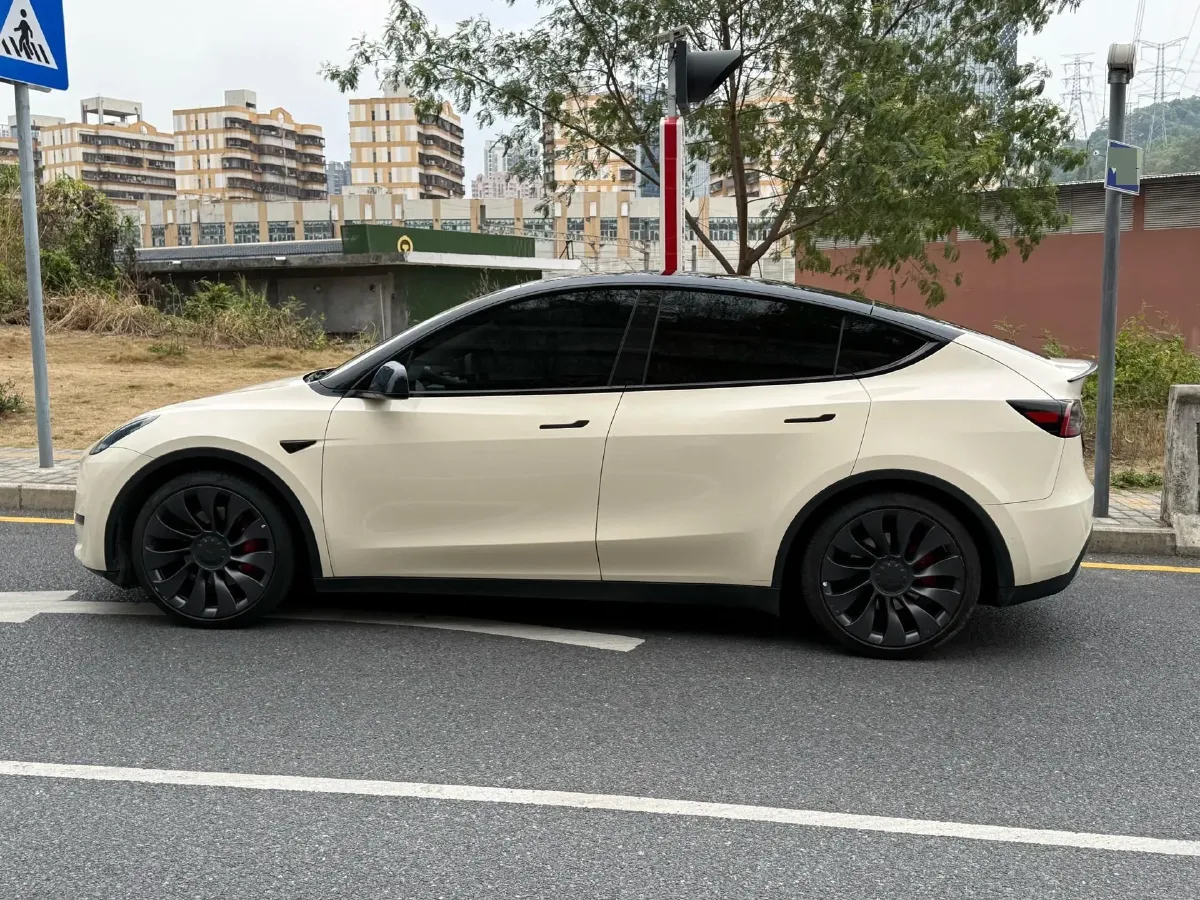 2023 Tesla Model Y BEV 78.4KWH,autocango,china used car exporter,china ev exporter,chinese used car exporter,chinese used ev exporter