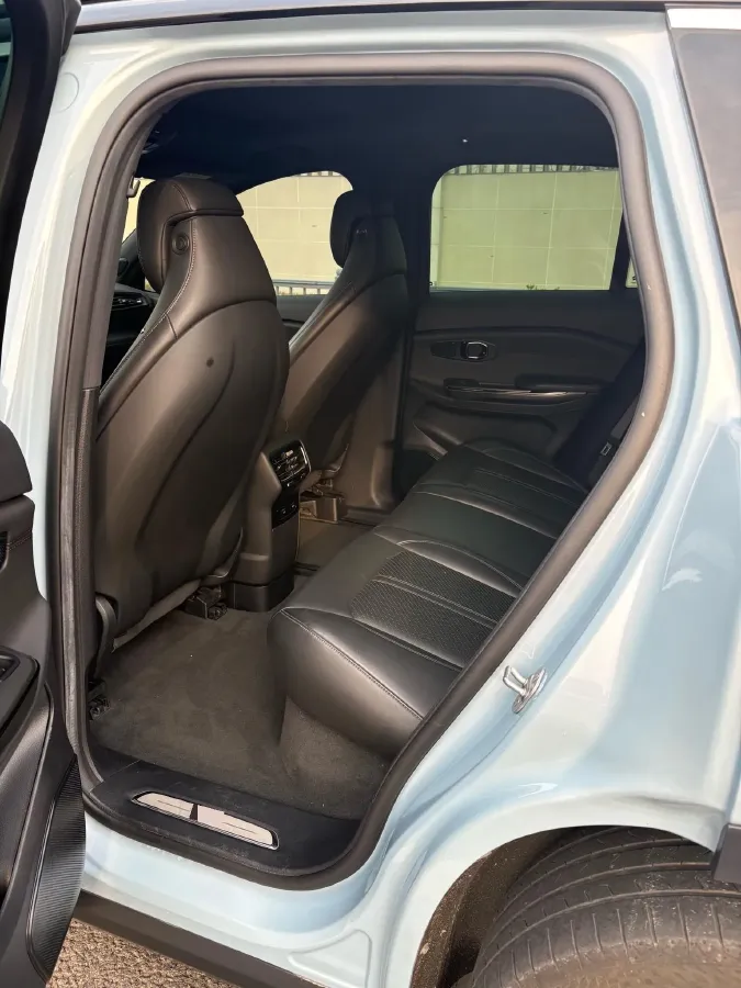 2020 NIO ES8 BEV 84KWH,autocango,china used car exporter,china ev exporter,chinese used car exporter,chinese used ev exporter