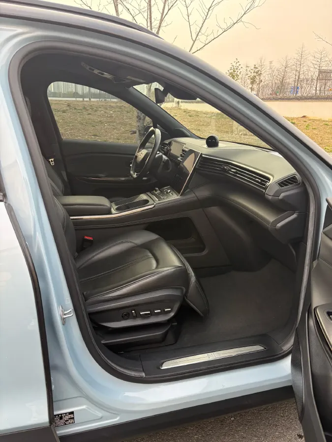 2020 NIO ES8 BEV 84KWH,autocango,china used car exporter,china ev exporter,chinese used car exporter,chinese used ev exporter