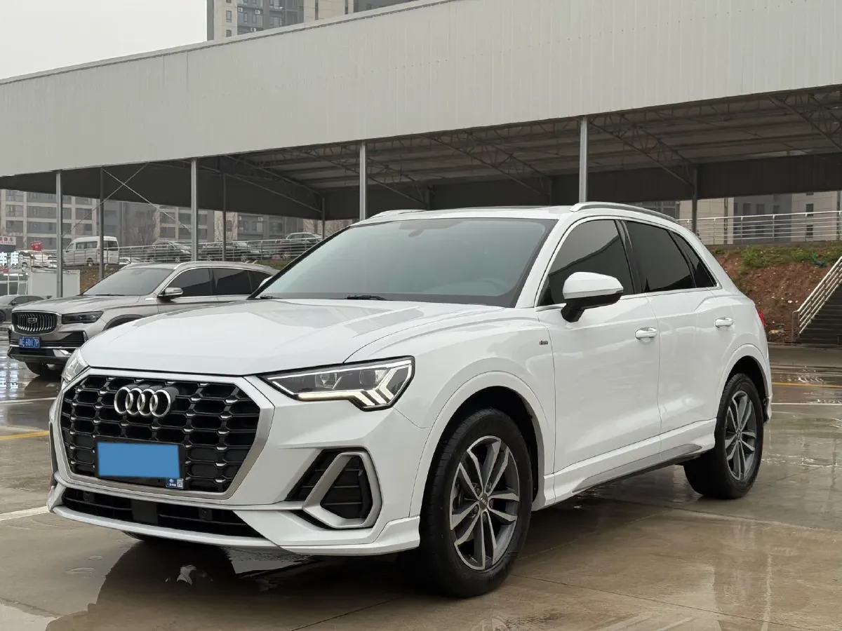 2020 Audi Q3 1.4T 150HP L4 7DCT,autocango,china used car exporter,china ev exporter,chinese used car exporter,chinese used ev exporter