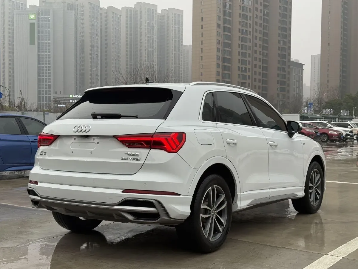 2020 Audi Q3 1.4T 150HP L4 7DCT,autocango,china used car exporter,china ev exporter,chinese used car exporter,chinese used ev exporter