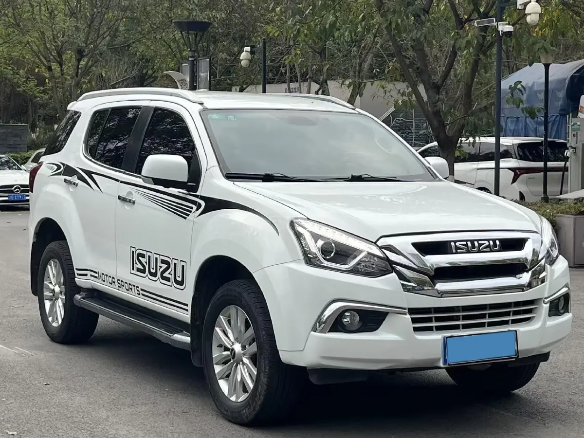 2018 Isuzu Mu-X 1.9T 163HP L4 6AT,autocango,china used car exporter,china ev exporter,chinese used car exporter,chinese used ev exporter