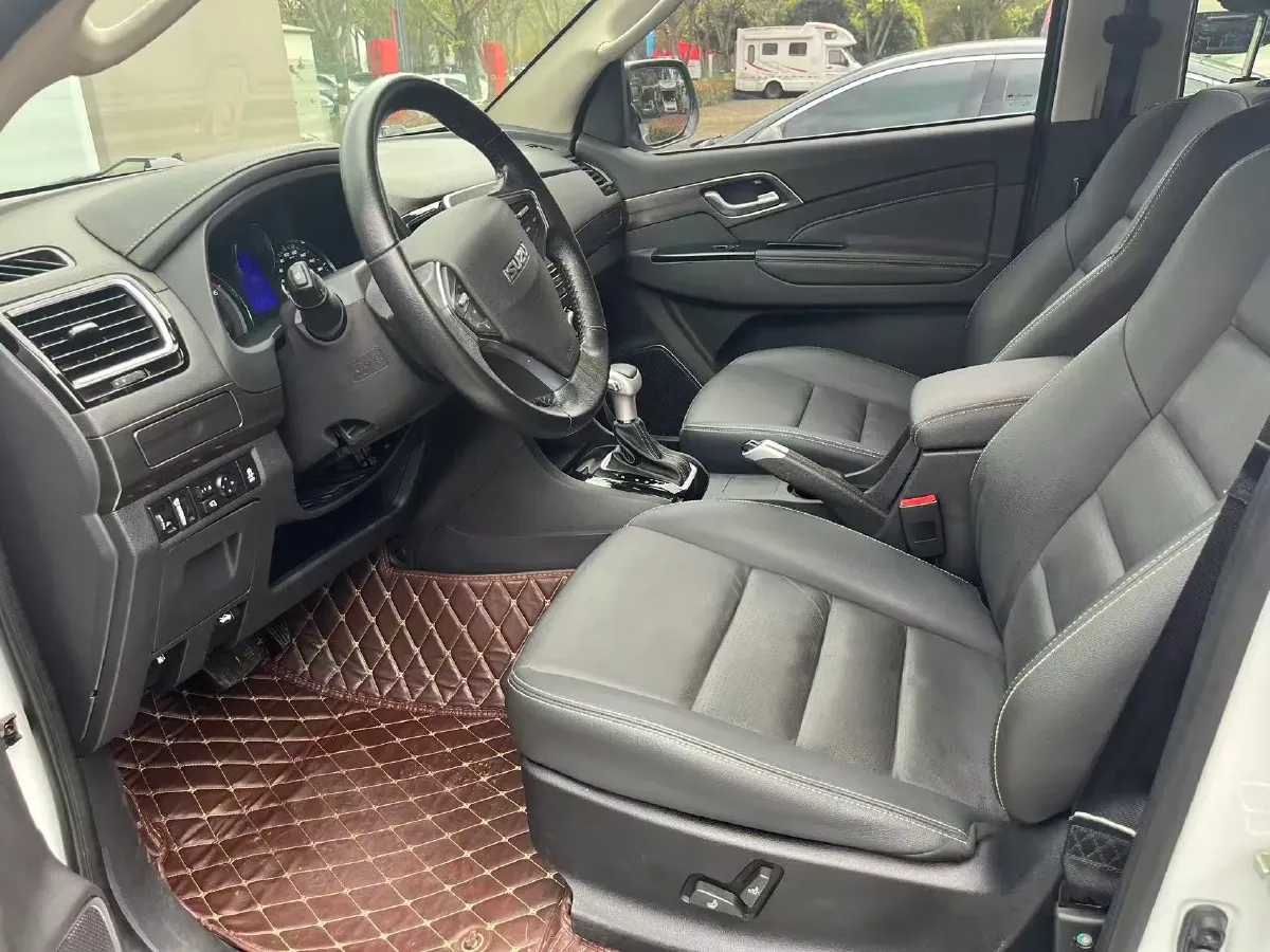 2018 Isuzu Mu-X 1.9T 163HP L4 6AT,autocango,china used car exporter,china ev exporter,chinese used car exporter,chinese used ev exporter