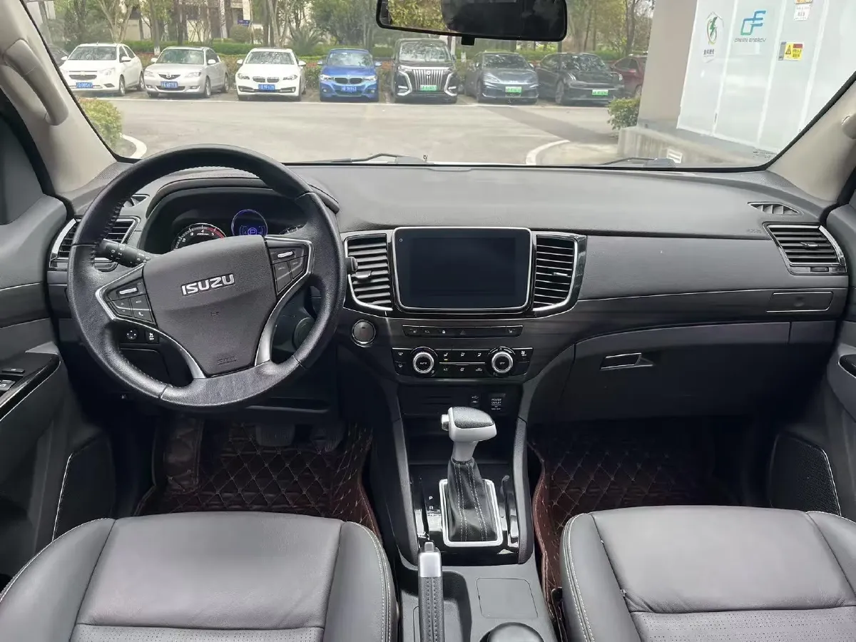 2018 Isuzu Mu-X 1.9T 163HP L4 6AT,autocango,china used car exporter,china ev exporter,chinese used car exporter,chinese used ev exporter